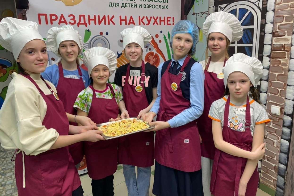 В Казанской епархии завершился благотворительный обучающий курс по кулинарии для детей