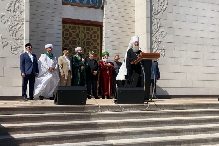 Митрополит Кирилл принял участие в празднике «Изге Болгар жыены»