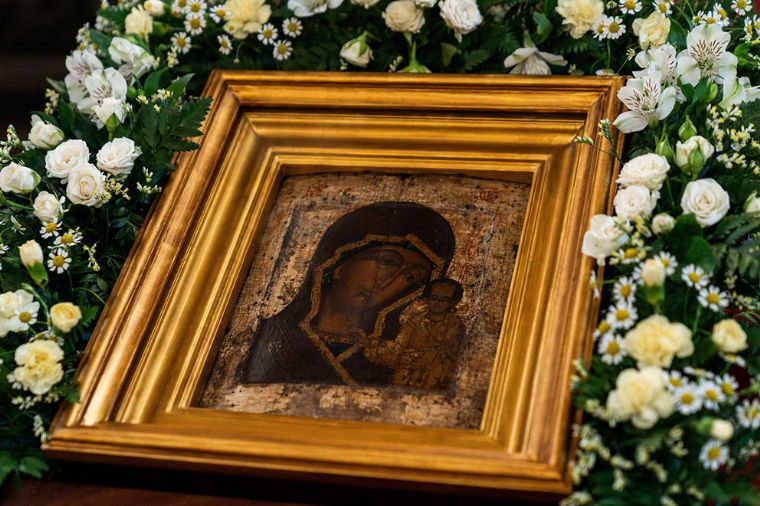 В дни пребывания недавно обретённого списка Казанской иконы Божией Матери в Казани будут совершаться молебные пения