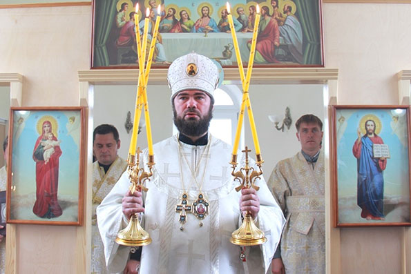 Епископ Мефодий совершил литургию в храме Архангела Гавриила села Соколка