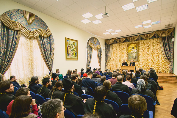 В Казани прошло собрание руководителей отделов и помощников благочинных