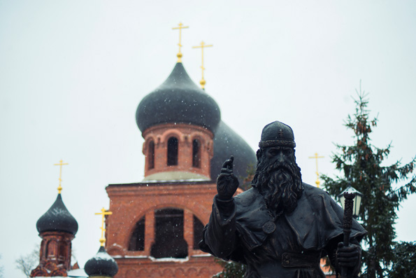Митрополит Феофан посетил церемонию открытия в городе Казани памятника митрополиту Старообрядческой Церкви Андриану