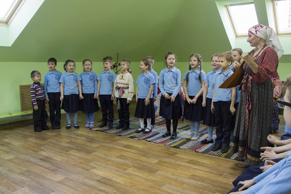 В казанской православной гимназии вспомнили забытые масленичные традиции
