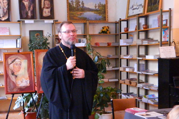В Успенском приходе Казани прошел творческий вечер, посвященный Дню православной книги
