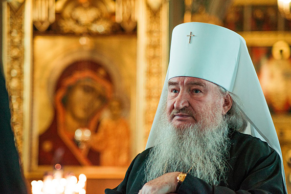 Митрополит Феофан поздравил жителей Татарстана с Днем республики