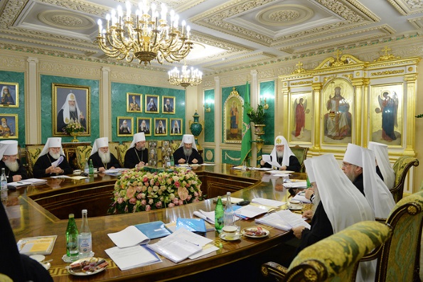 Накануне Архиерейского Собора в Москве прошло заседание Священного Синода