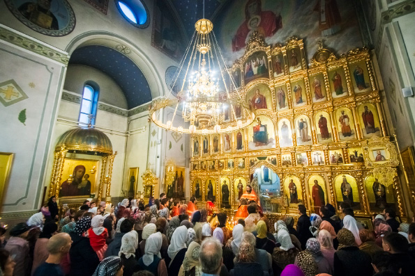 В день 80-летия со дня преставления священномученика Кирилла Казанского в столице Татарстана прошли молитвенные торжества