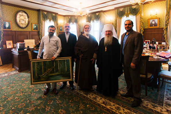 Глава Татарстанской митрополии принял представителя Верховного лидера Ирана в городе Хамадан