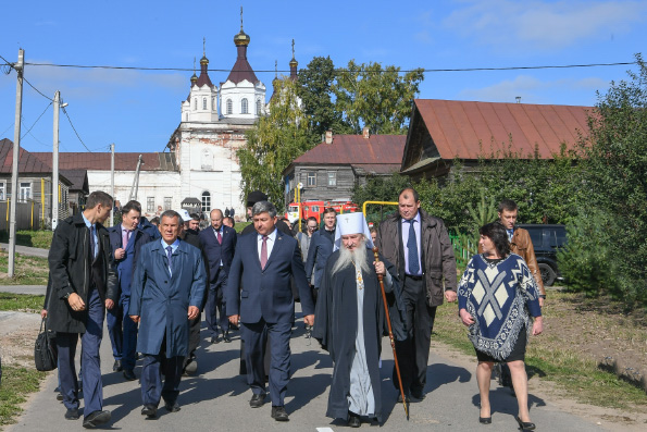 Президент Татарстана и глава Татарстанской митрополии посетили храмы города Лаишево