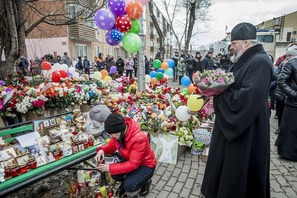 Глава Кузбасской митрополии призвал устраняться от спекуляций на трагедии в Кемерово