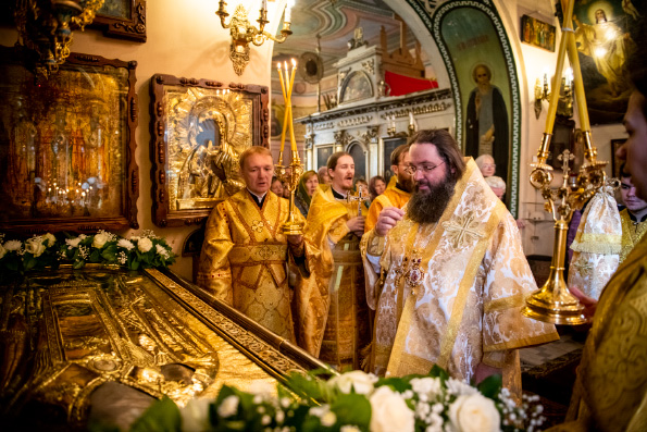 В Казани молитвенно отметили праздник Собора Казанских святых