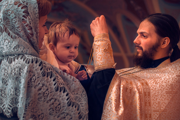 Священный Синод Русской Церкви разрешил крестить с сохранением национального имени