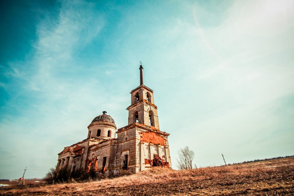 Более четырех тысяч храмов в России находятся в аварийном или разрушенном состоянии