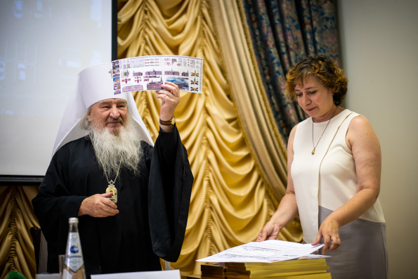 Казанской епархии переданы материалы дипломных проектов выпускников КГАСУ