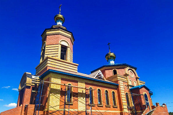 Православные верующие города Болгар провели субботник на территории строящегося Духосошественского храма