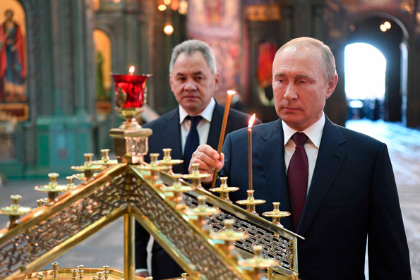 В День памяти и скорби Президент России Владимир Путин и Патриарх Кирилл посетили главный храм Вооруженных сил РФ