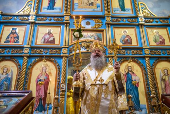 Митрополит Кирилл совершил Литургию в храме иконы Божией Матери «Умиление» города Чистополя 