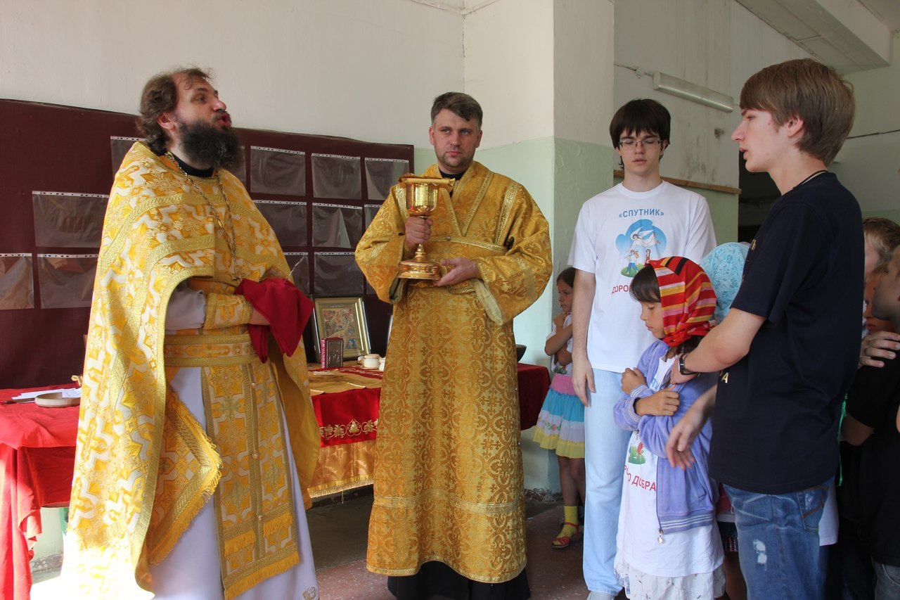 В православном детском лагере г. Казани совершена Божественная литургия (фото)