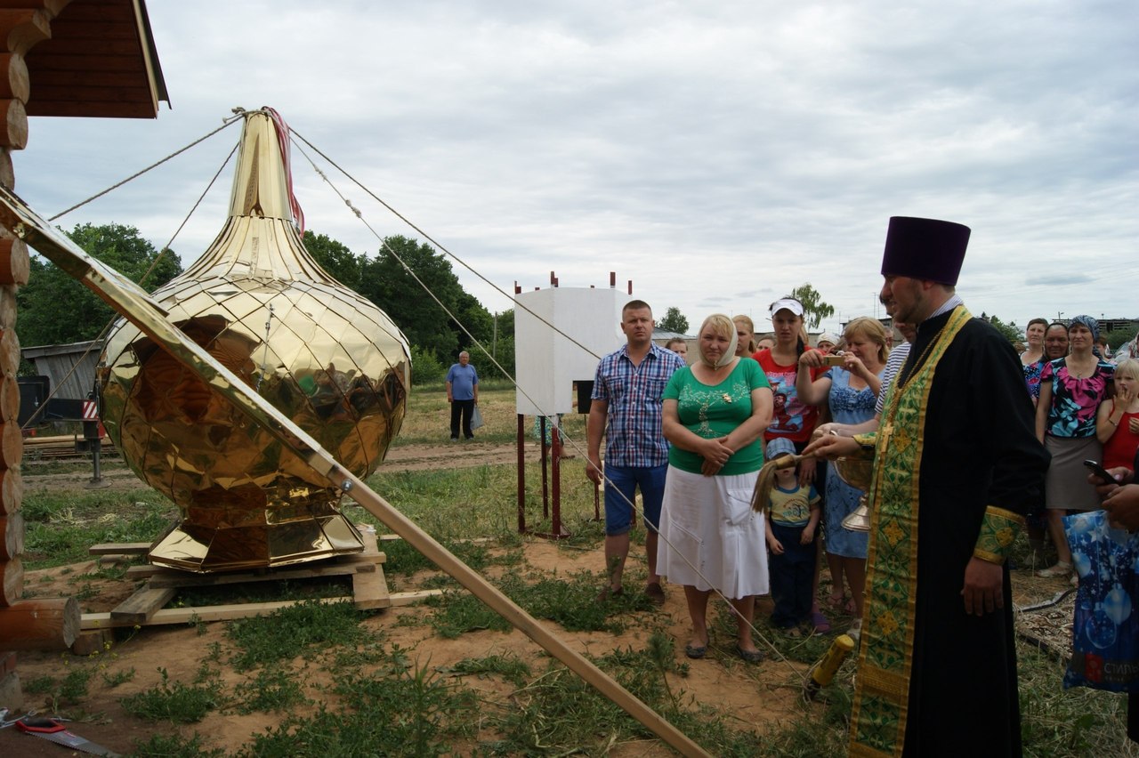 В с. Шапши Высокогорского района освятили купол и крест строящегося храма (фото)