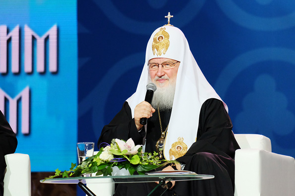 Святейший Патриарх Кирилл на Международном съезде православной молодежи ответил на вопрос казанского делегата