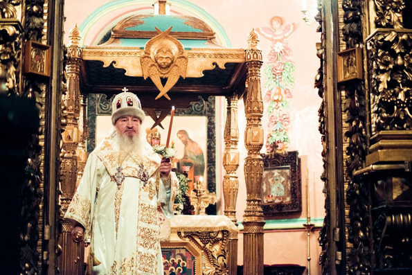 Всенощное бдение совершил митрополит Казанский в Петропавловском соборе