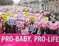 25 тысяч человек вышло на улицы Дублина протестовать против легализации абортов
