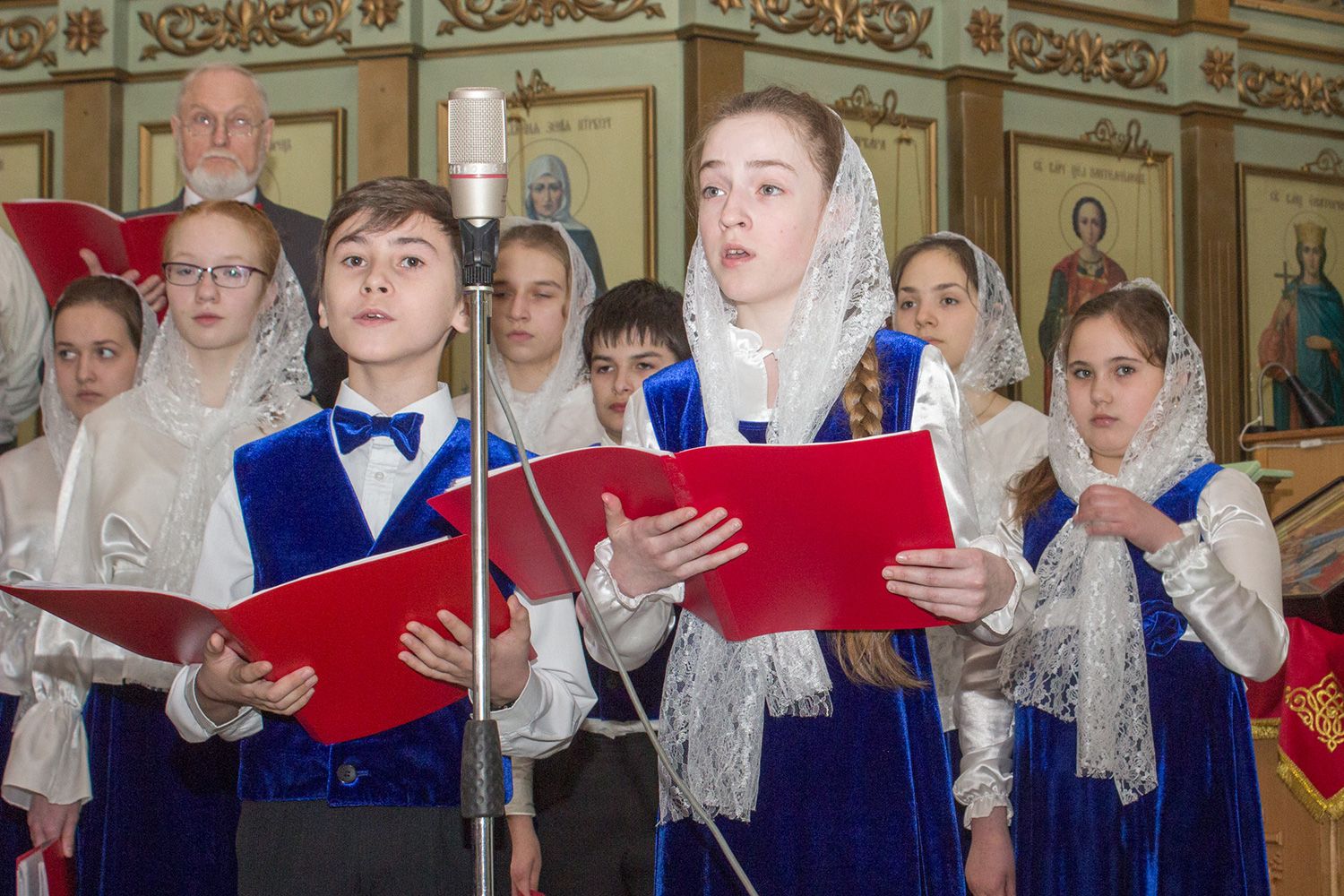 Детский хор победа. Русские детские церковные хоры форма одежды. Хор в воскресной школе ретро. Церковный хор детей.
