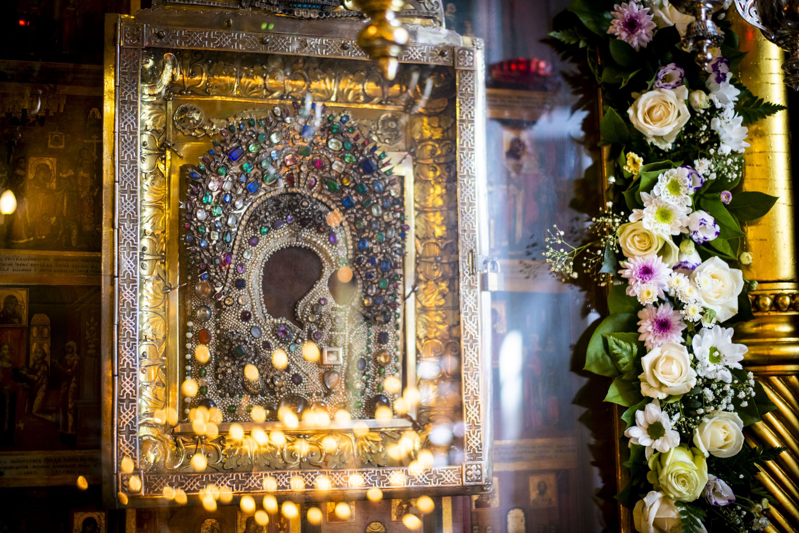 Казанская икона Божией матери в храме ярославских чудотворцев