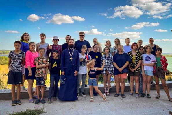 Казанский приход преподобного Серафима Саровского организовал летний отдых для детей и подростков