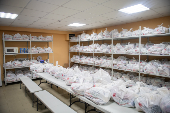 В гуманитарном центре «Милосердие — Казань» предоставляется помощь нуждающимся