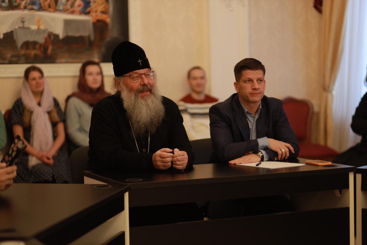 Митрополит Кирилл встретился с участниками Форума православной молодёжи Татарстанской митрополии