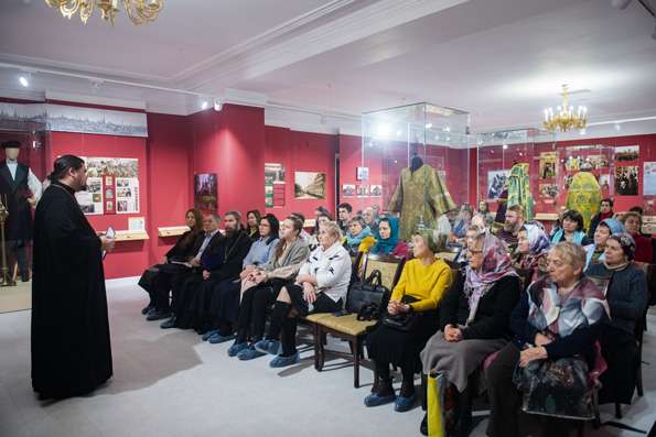 В епархиальном музее прошла просветительская встреча, посвящённая православным традициям народов Казанского края