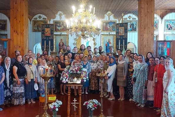 Епархиальная комиссия по вопросам семьи, защиты материнства и детства организовала праздник для многодетных семей в селе Кощаково