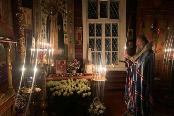 Митрополит Кирилл совершил парастас в храме мученицы Параскевы Пятницы села Великодворье