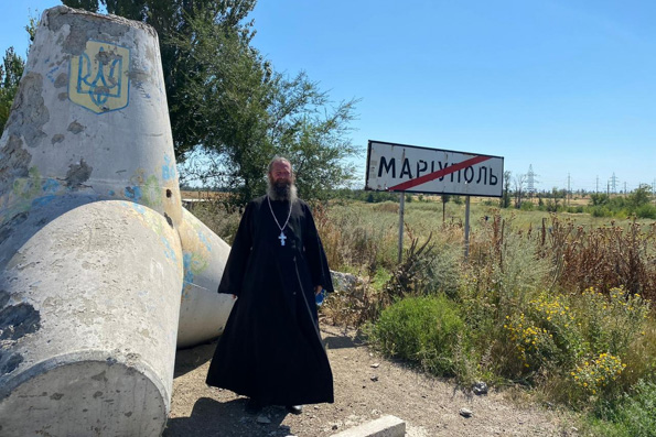 Приход добровольцев: почему священник из татарстанского села повез гуманитарный груз в Мариуполь
