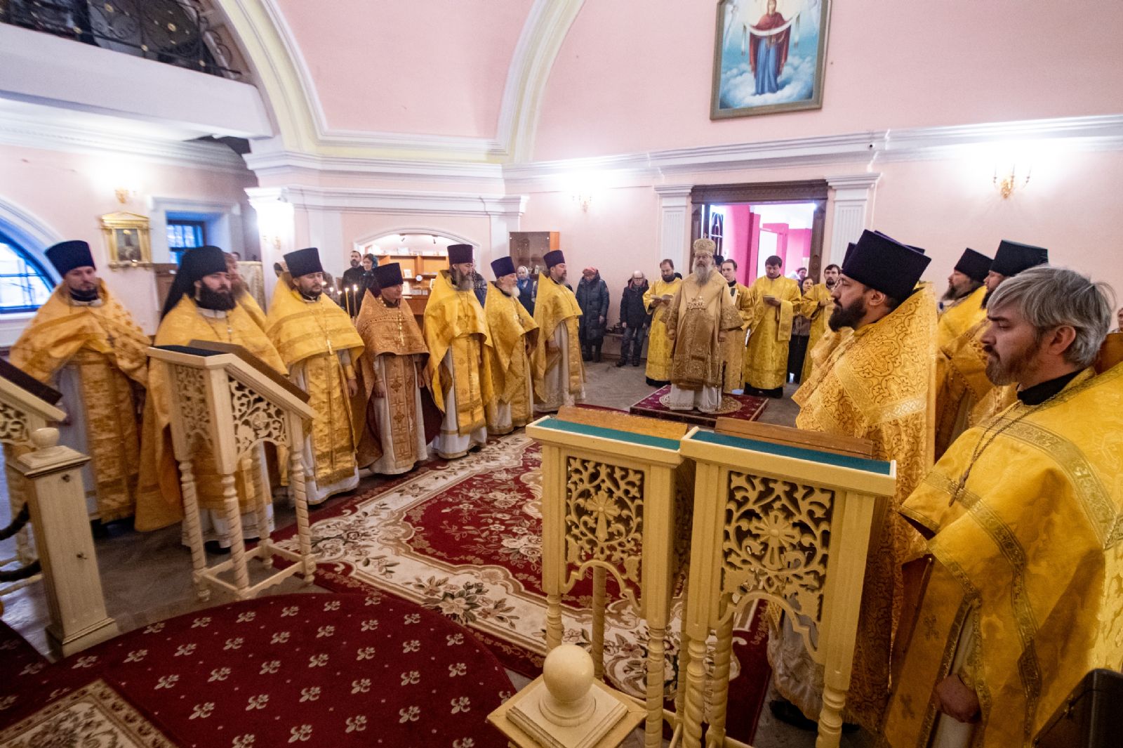 В день памяти святителя Амвросия Медиоланского митрополит Кирилл совершил Литургию в Богородицком мужском монастыре