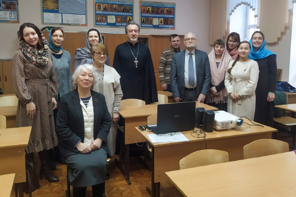 Педагоги казанских воскресных школ приняли участие в семинаре, посвящённом певческому служению