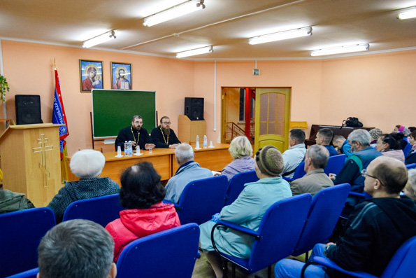 В Набережных Челнах прошла встреча верующих с руководством миссионерского отдела Казанской епархии