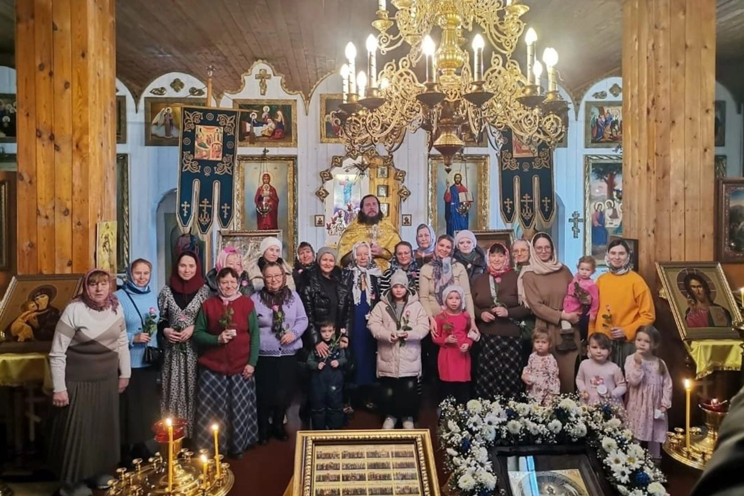 На приходах Казанской епархии прошли творческие мероприятия по случаю празднования Дня мамы