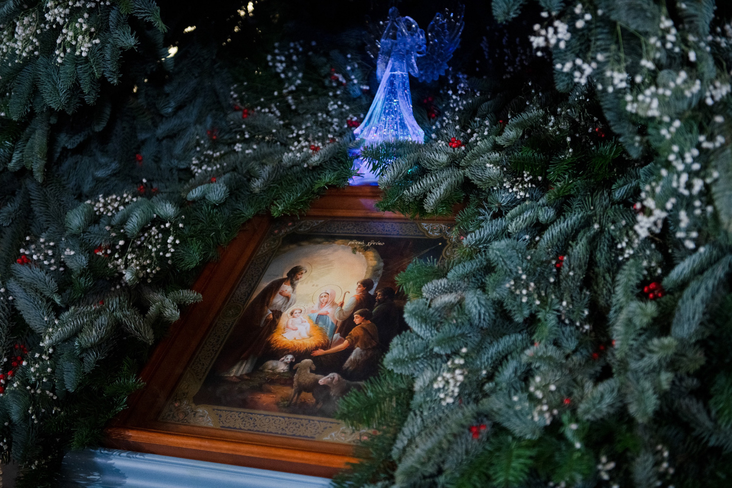 Посвященное рождеству. Конкурс «Рождественский вертеп» Казань. Рождество это не стены а люди.