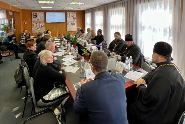 В Елабуге состоялся круглый стол, посвященный новомученикам и исповедникам Церкви Русской