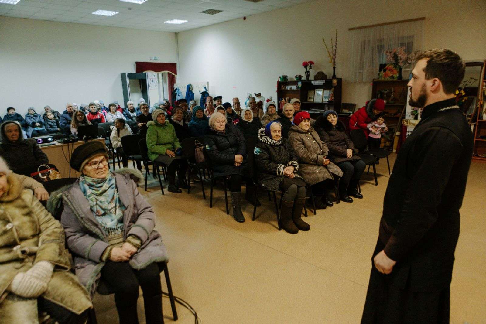 В Доме культуры села Бишево состоялся премьерный показ фильма о возрождении сельской церкви