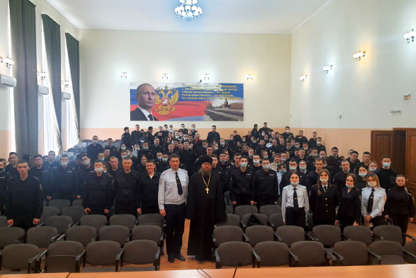 Руководитель миссионерского отдела Казанской епархии провёл беседу с сотрудниками МВД
