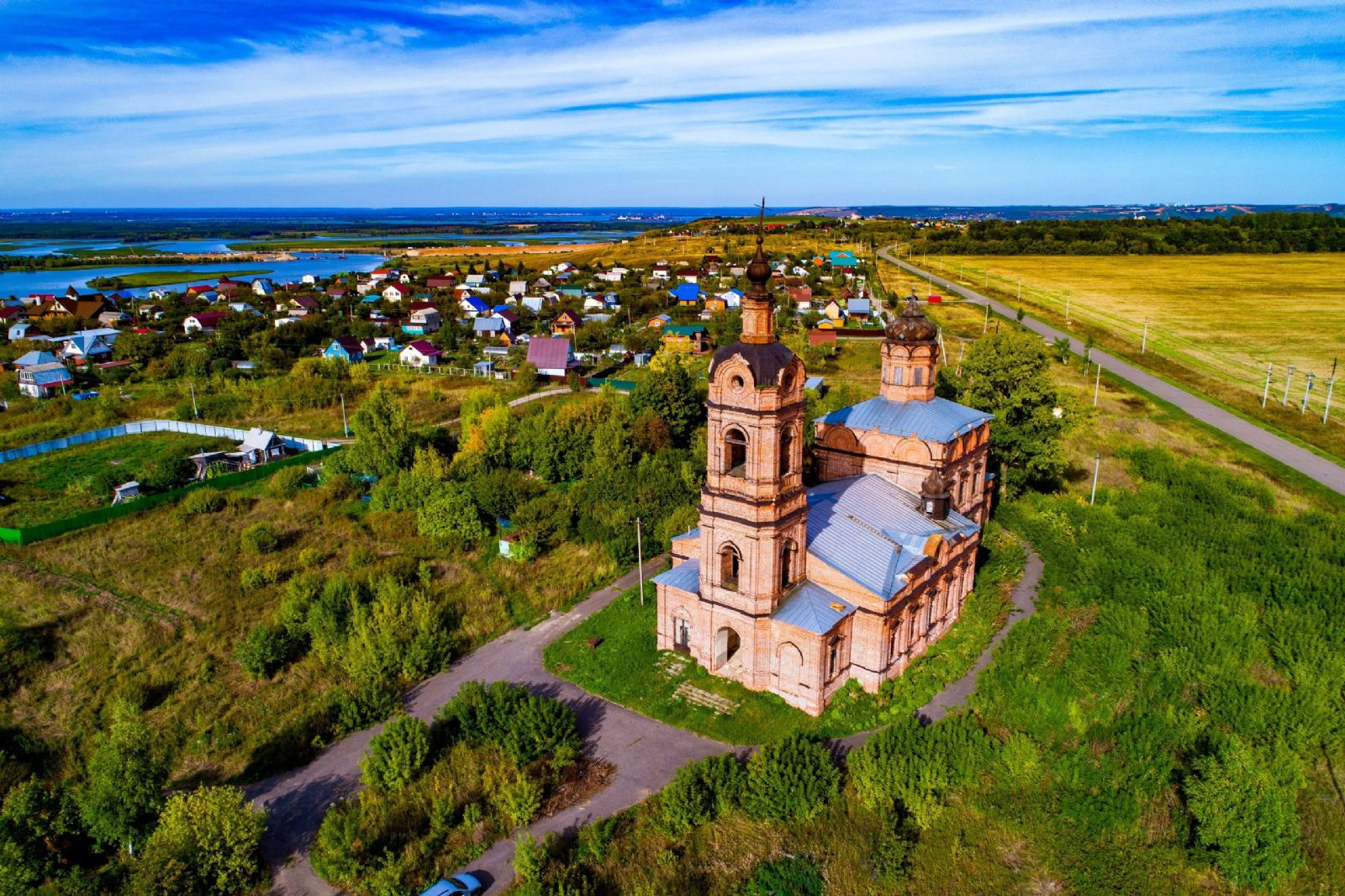 Отдел по работе с молодёжью Казанской епархии организует трудовую поездку в старинный храм положения Ризы Господней в селе Тихий Плёс 