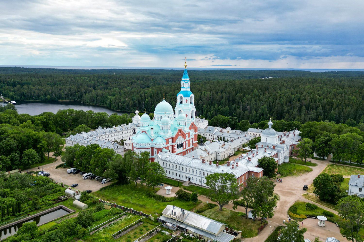 Паломническая служба Казанской епархии приглашает посетить Санкт-Петербург, Кронштадт и Валаам