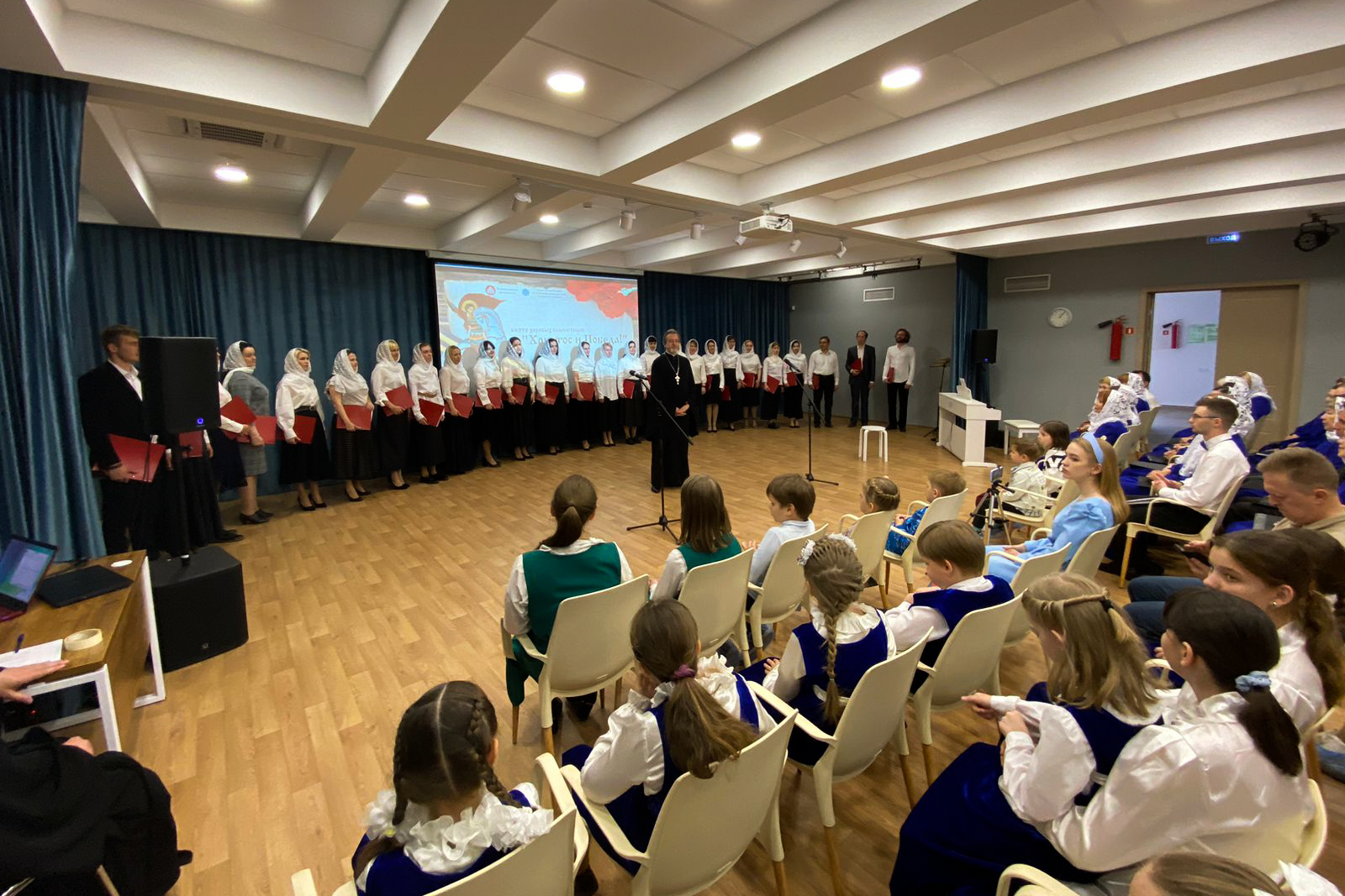 В Казани состоялся смотр церковных хоровых коллективов «Христос и Победа»