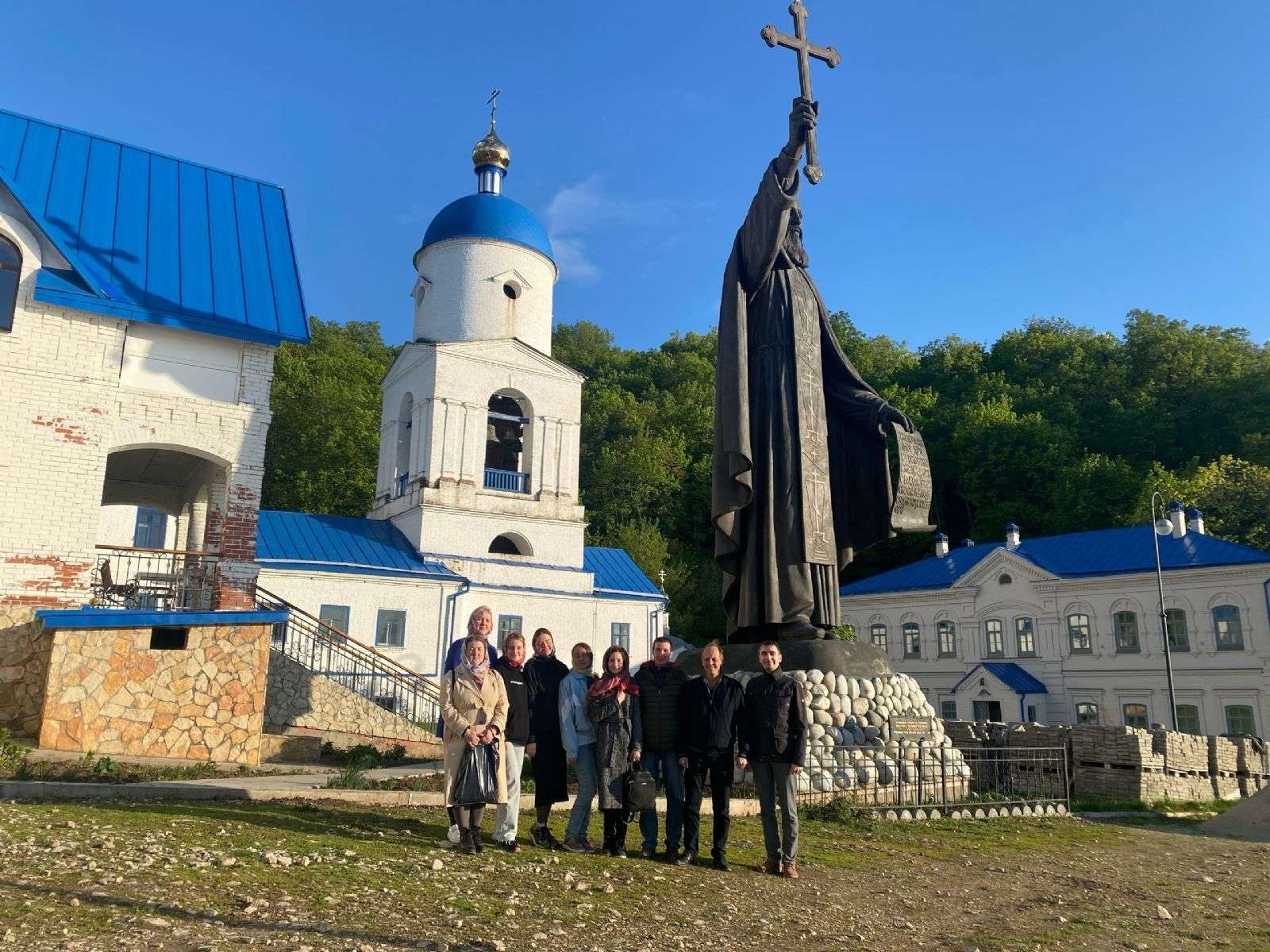 Православная молодежь Казани совершила трудовую поездку в Макарьевский монастырь