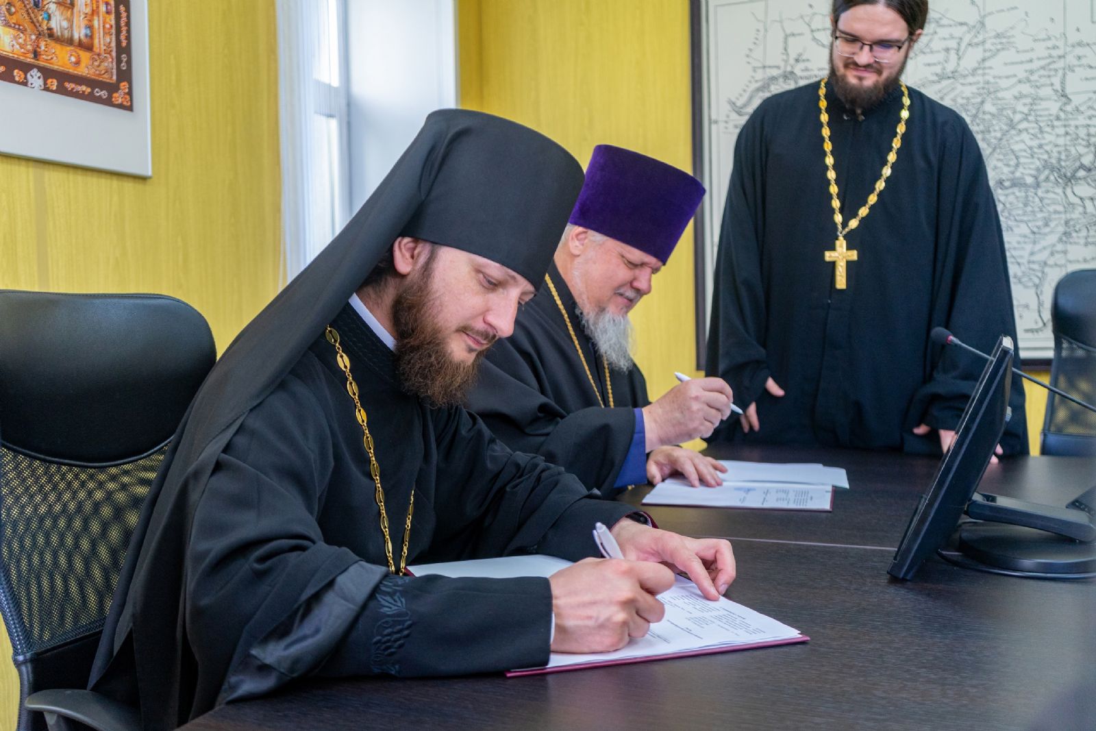 Казанская духовная семинария и Екатеринбургская духовная семинария подписали соглашение о сотрудничестве