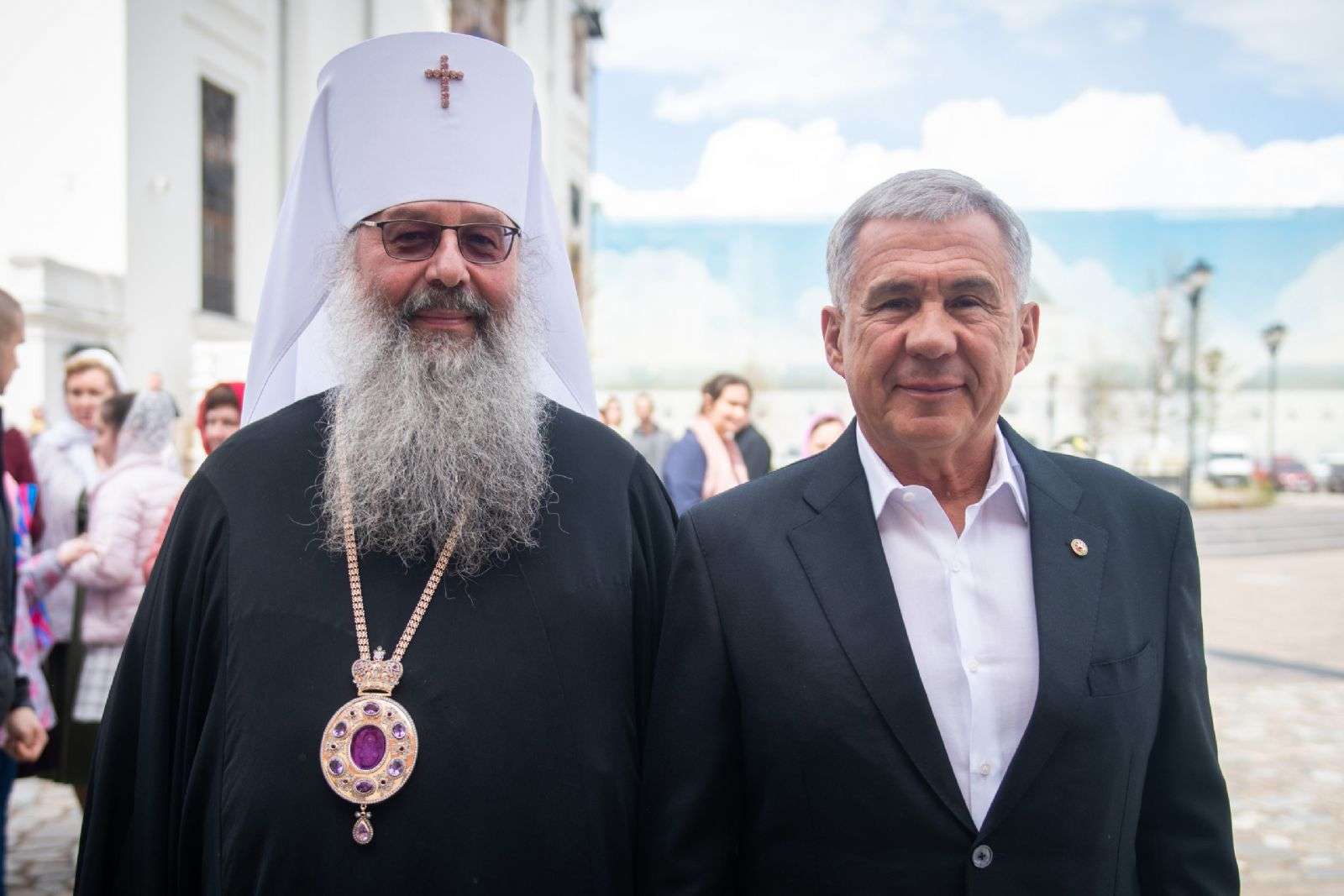 Поздравление митрополита Кирилла Раису РТ Рустаму Минниханову с Днём Победы