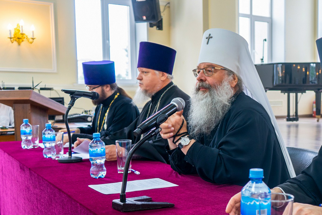 Митрополит Кирилл возглавил заседание Учёного совета в Казанской духовной семинарии